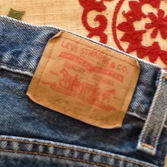Levi Boys 550 Relaxed Jeans - Picture 2 of 8